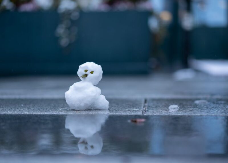 melted snowman